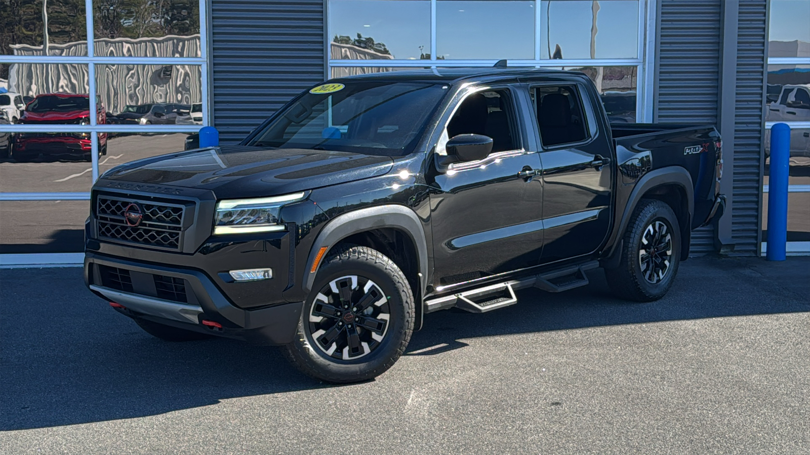 2023 Nissan Frontier PRO-X 1