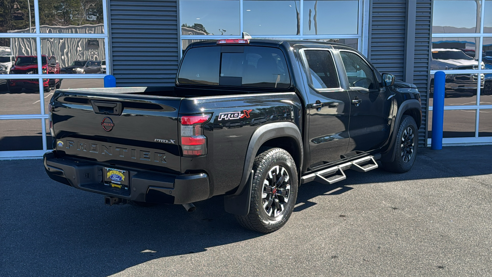 2023 Nissan Frontier PRO-X 26