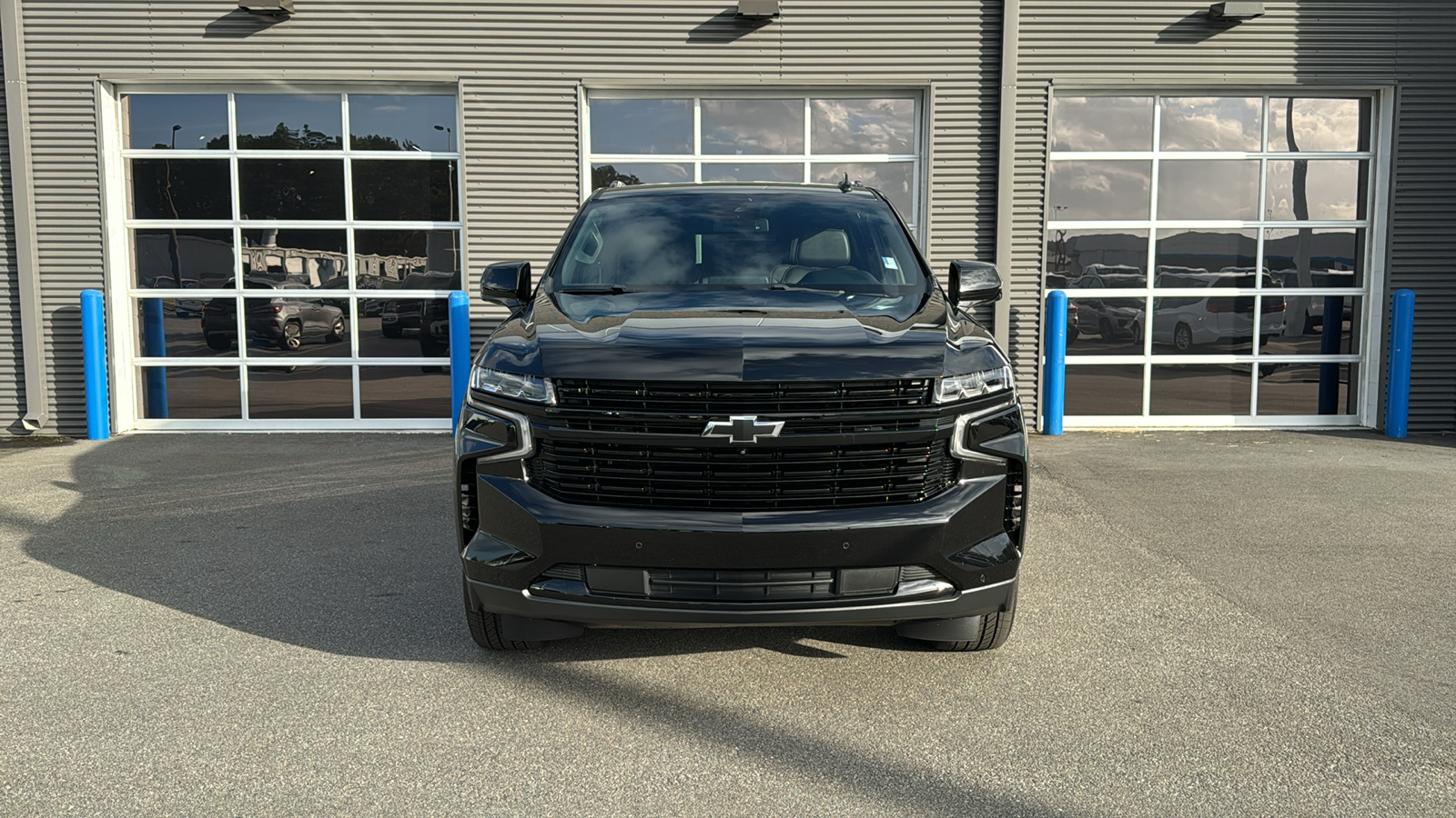 2023 Chevrolet Suburban RST 10