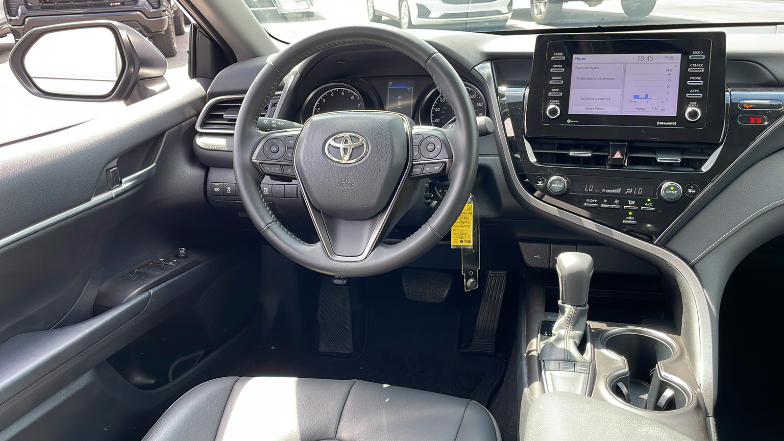 2023 Toyota Camry SE 27