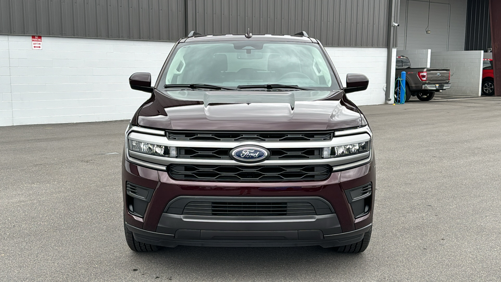2024 Ford Expedition XLT 2