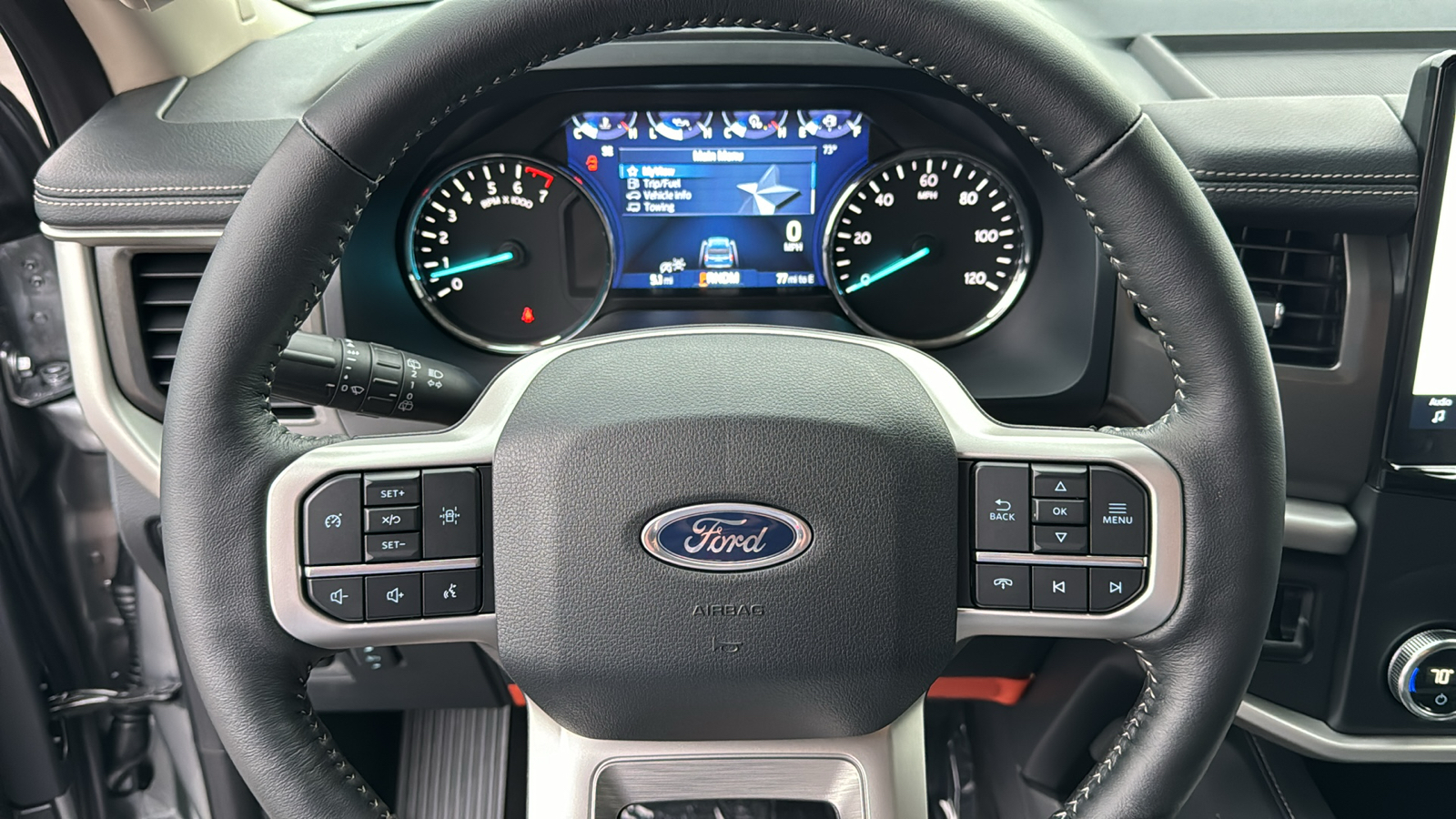 2024 Ford Expedition XLT 23