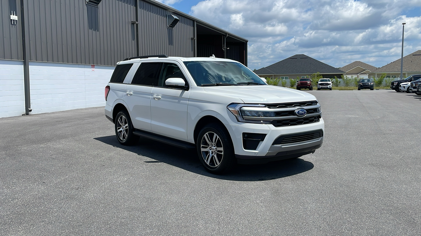 2024 Ford Expedition XLT 8