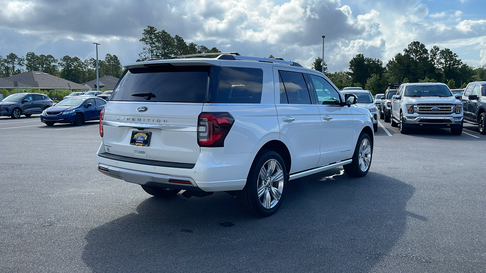 2024 Ford Expedition Platinum 8