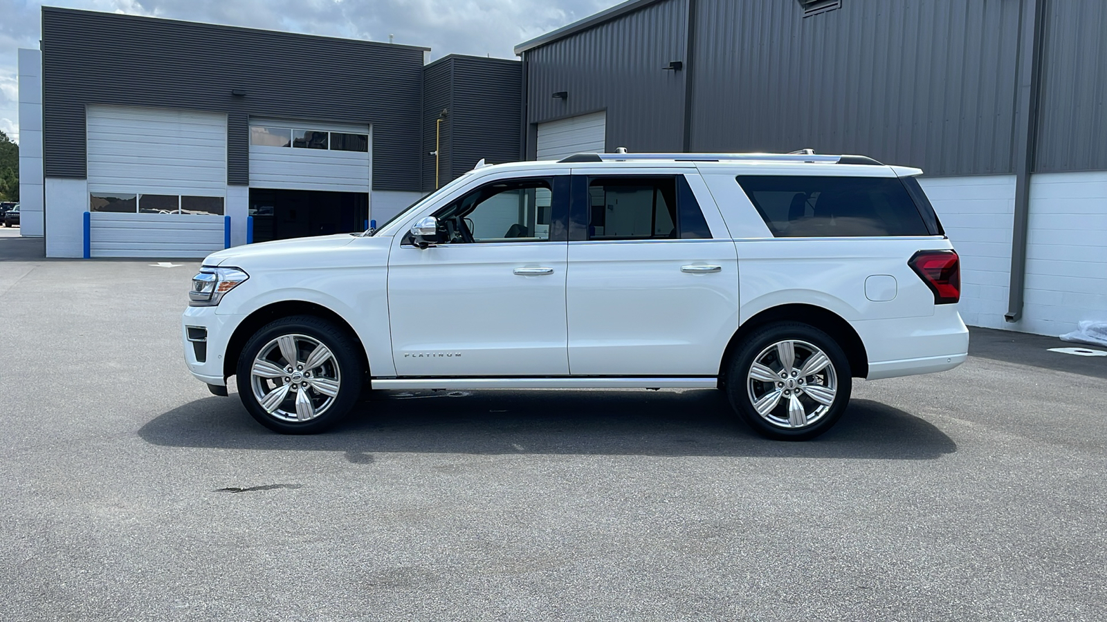 2024 Ford Expedition Max Platinum 2