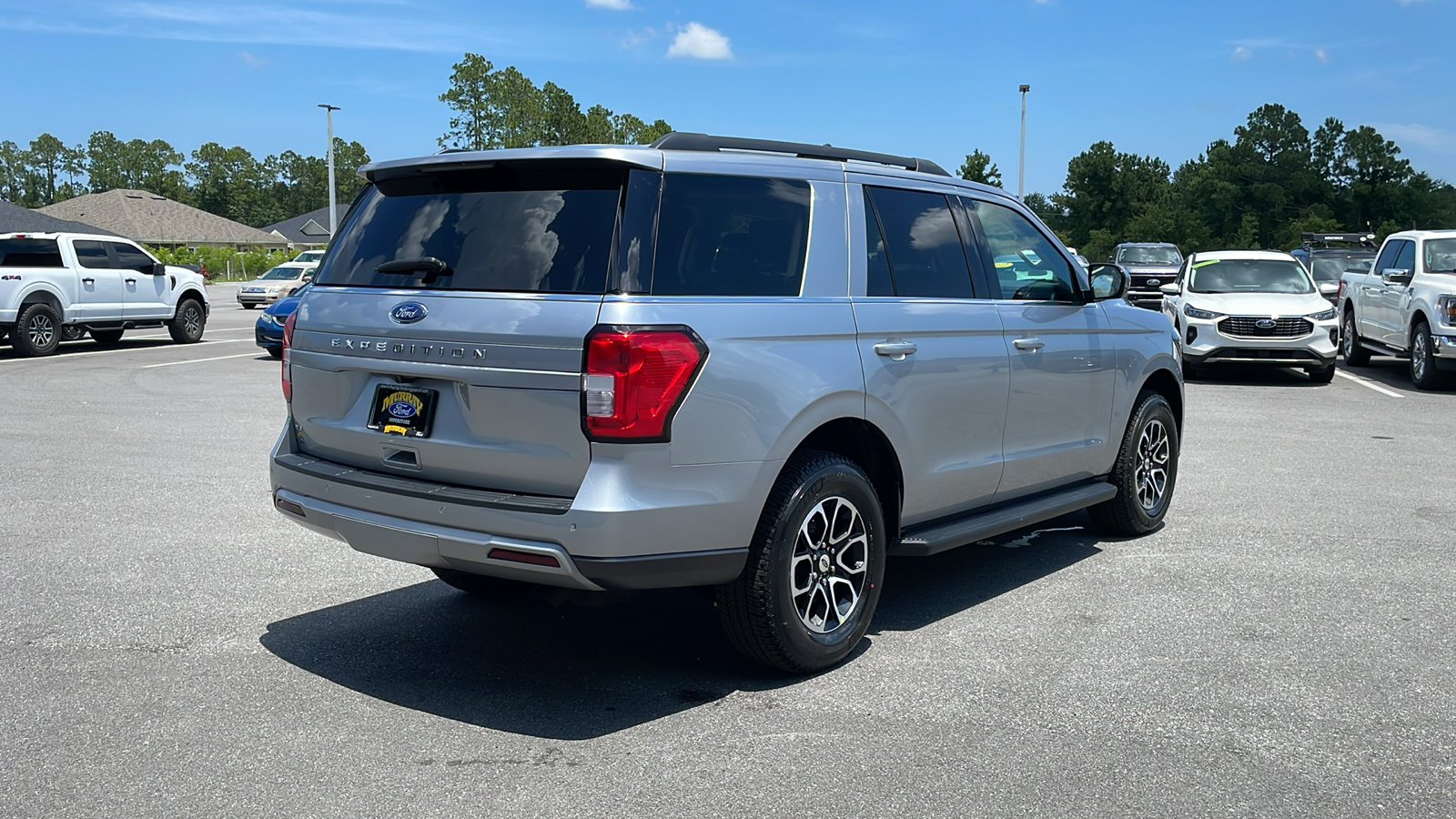 2024 Ford Expedition XLT 8