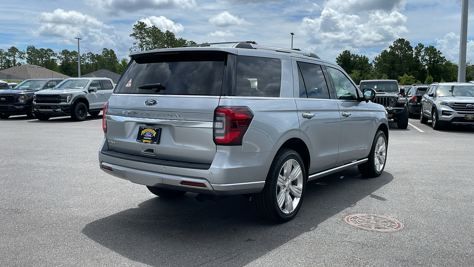 2024 Ford Expedition Platinum 8