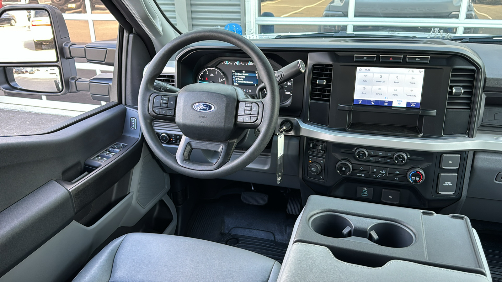 2024 Ford F-550SD XL 26