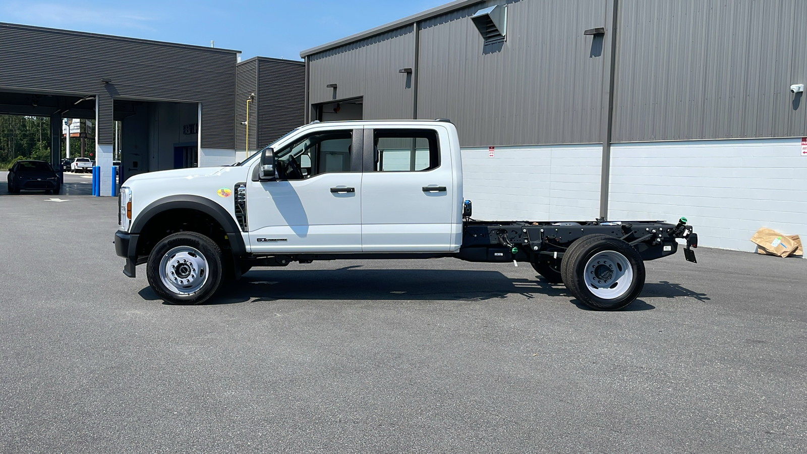 2024 Ford F-550SD XL 2