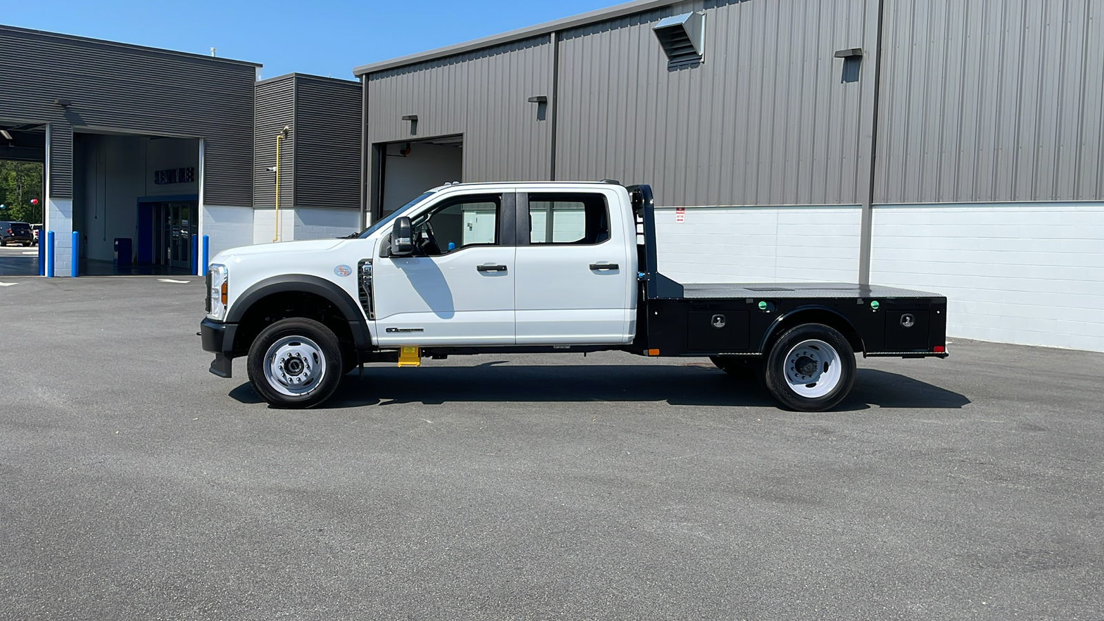 2024 Ford F-550SD  2