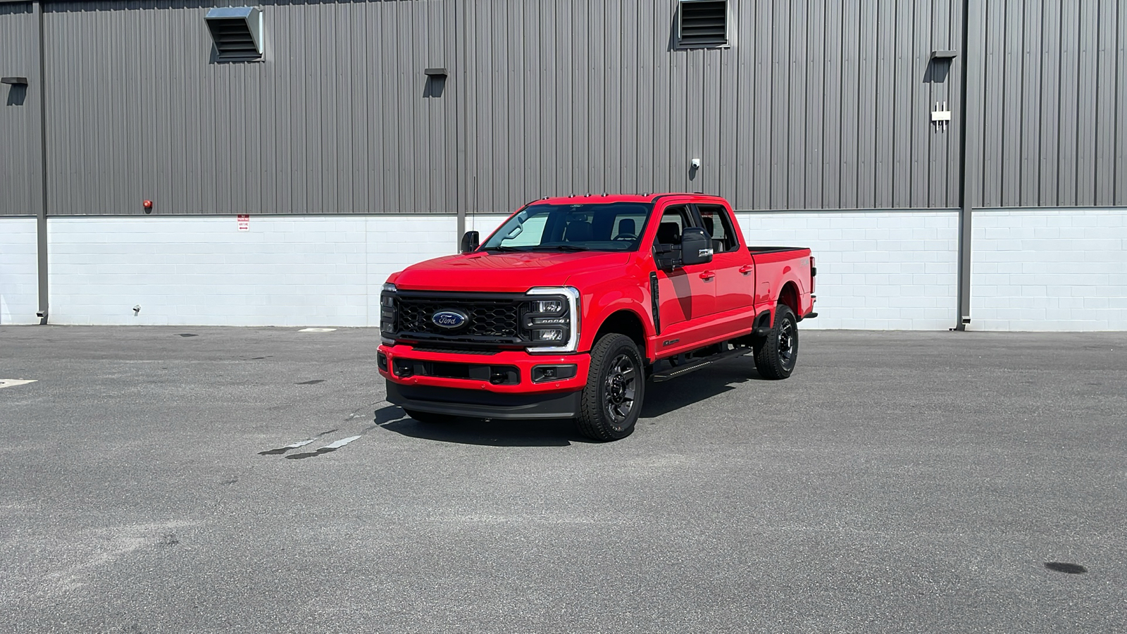 2024 Ford F-350SD Lariat 1