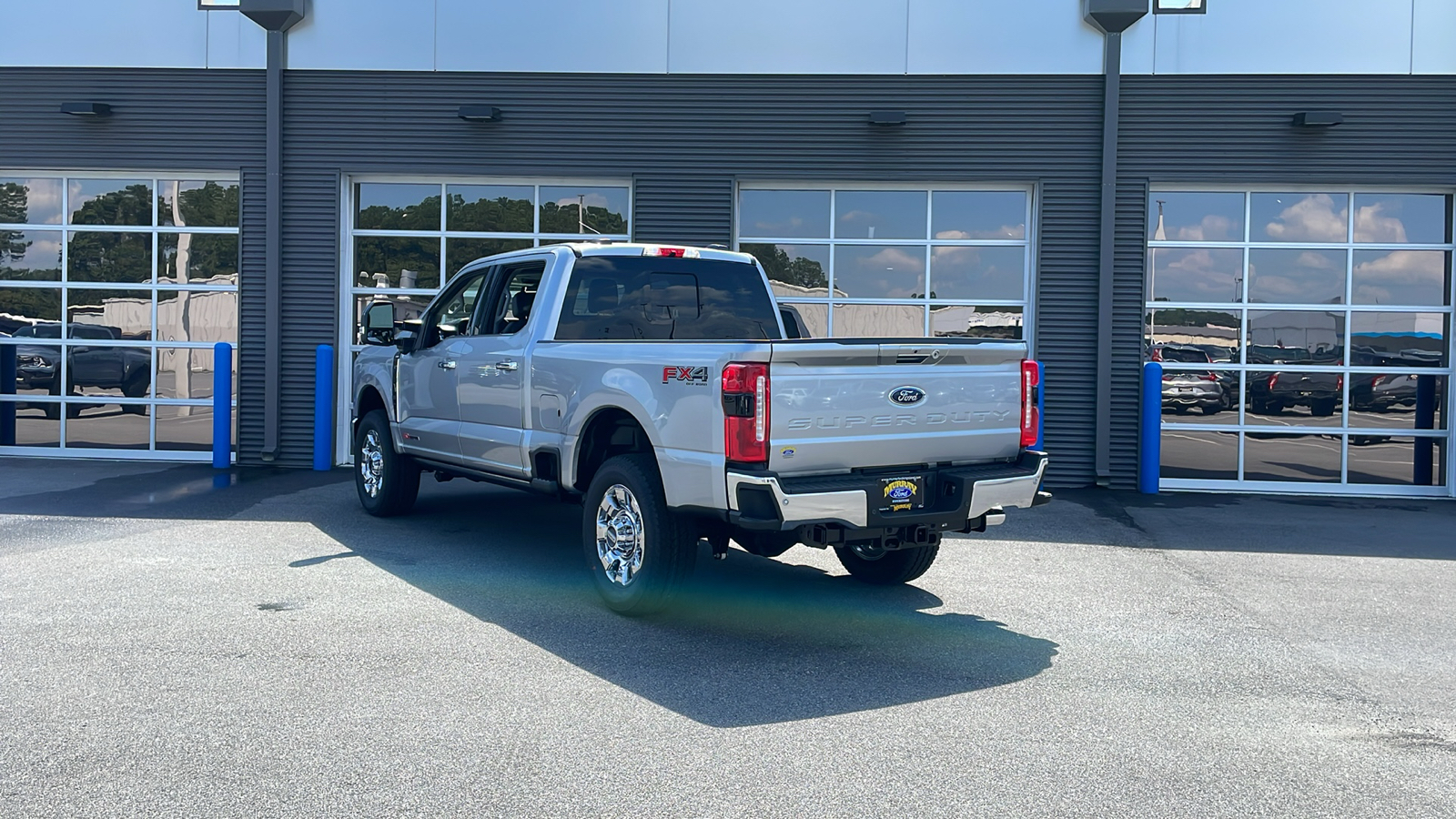 2024 Ford F-350SD Lariat 3