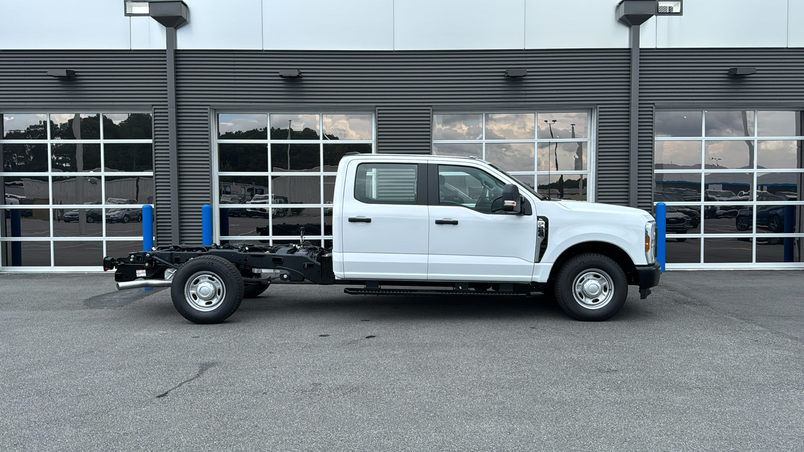 2024 Ford F-250 Super Duty XL 6