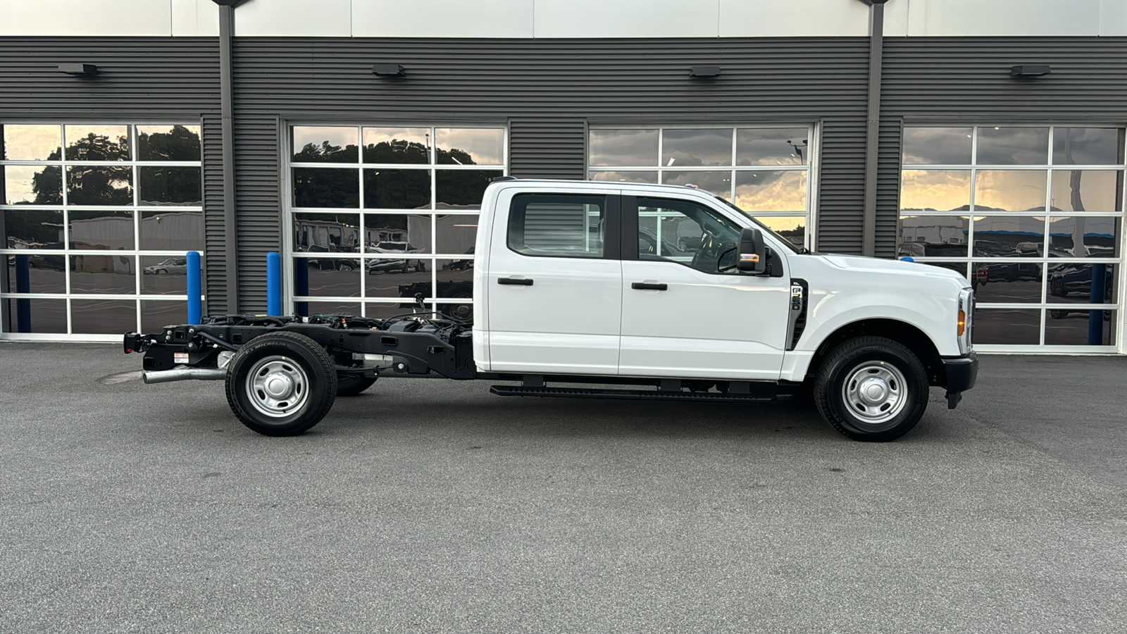 2024 Ford F-250 Super Duty XL 6