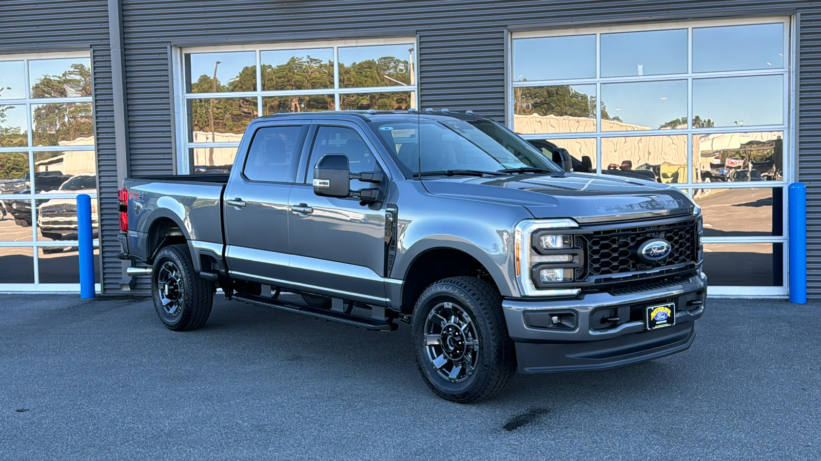 2024 Ford F-350SD Lariat 8