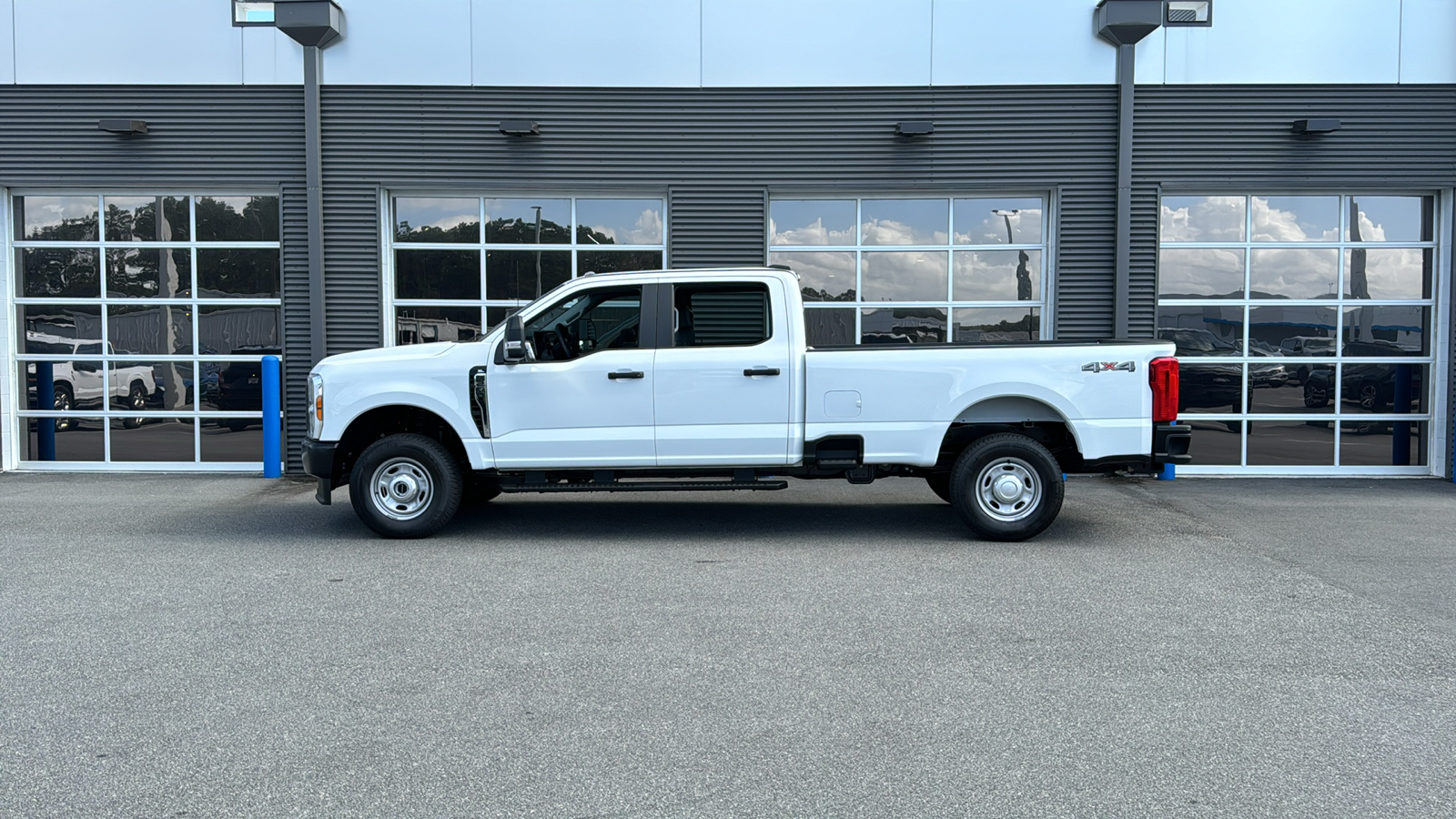 2024 Ford F-250 Super Duty XL 2