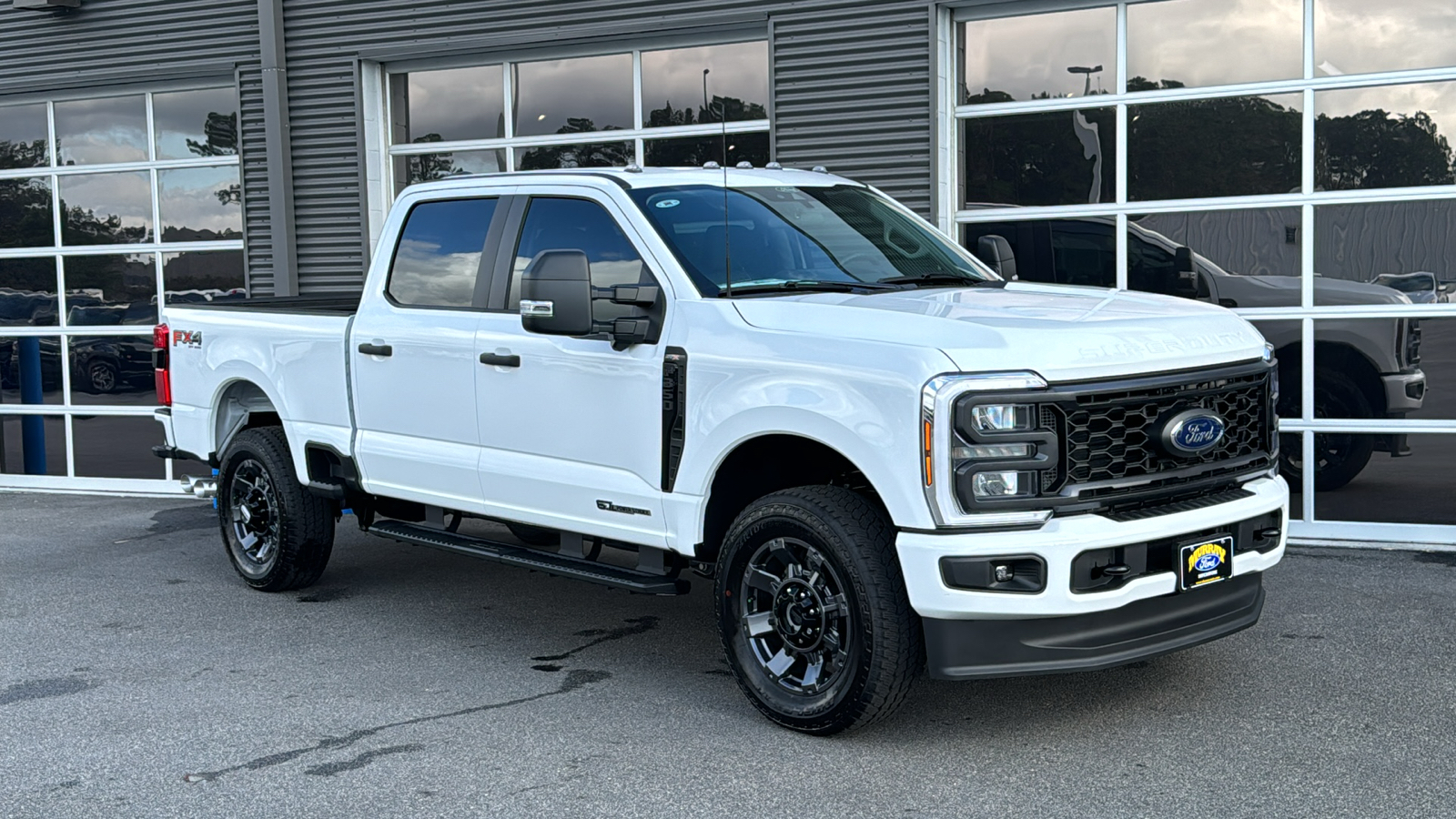 2024 Ford F-350SD XL 8