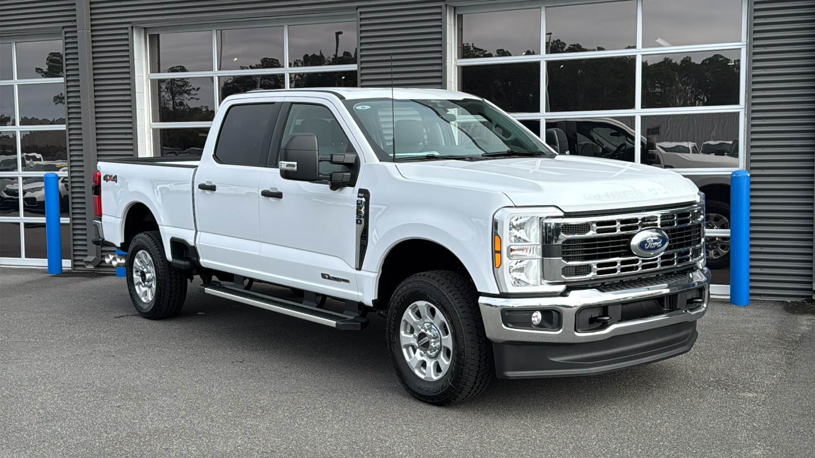 2024 Ford F-250SD XLT 8