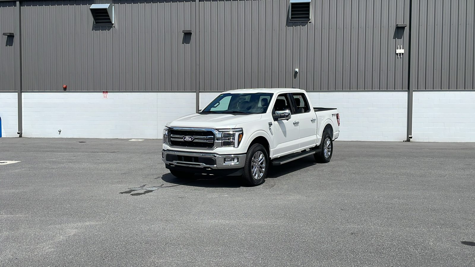 2024 Ford F-150 Lariat 1