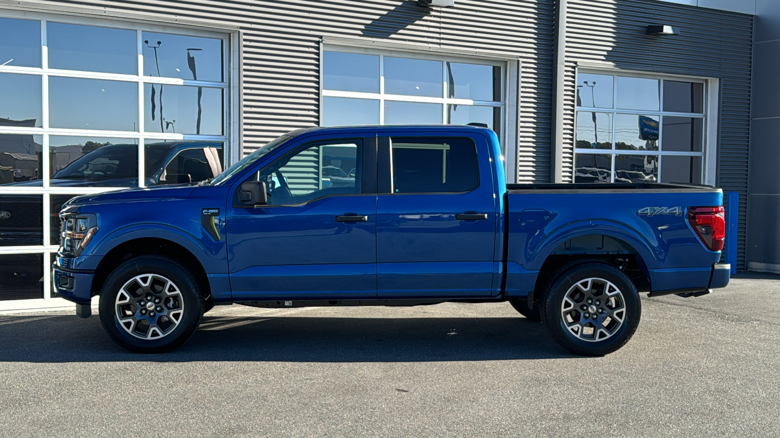 2024 Ford F-150 STX 2