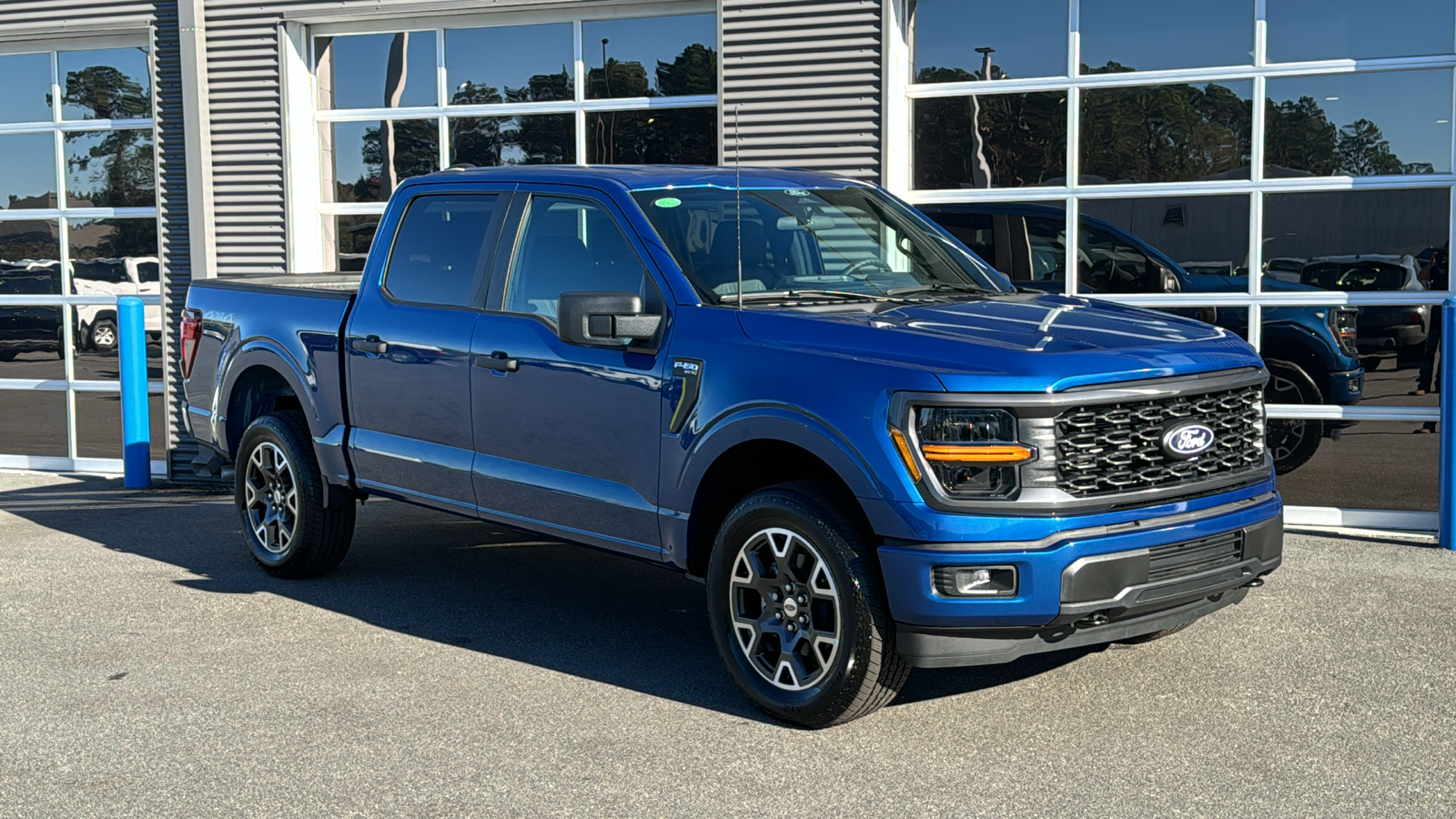 2024 Ford F-150 STX 8