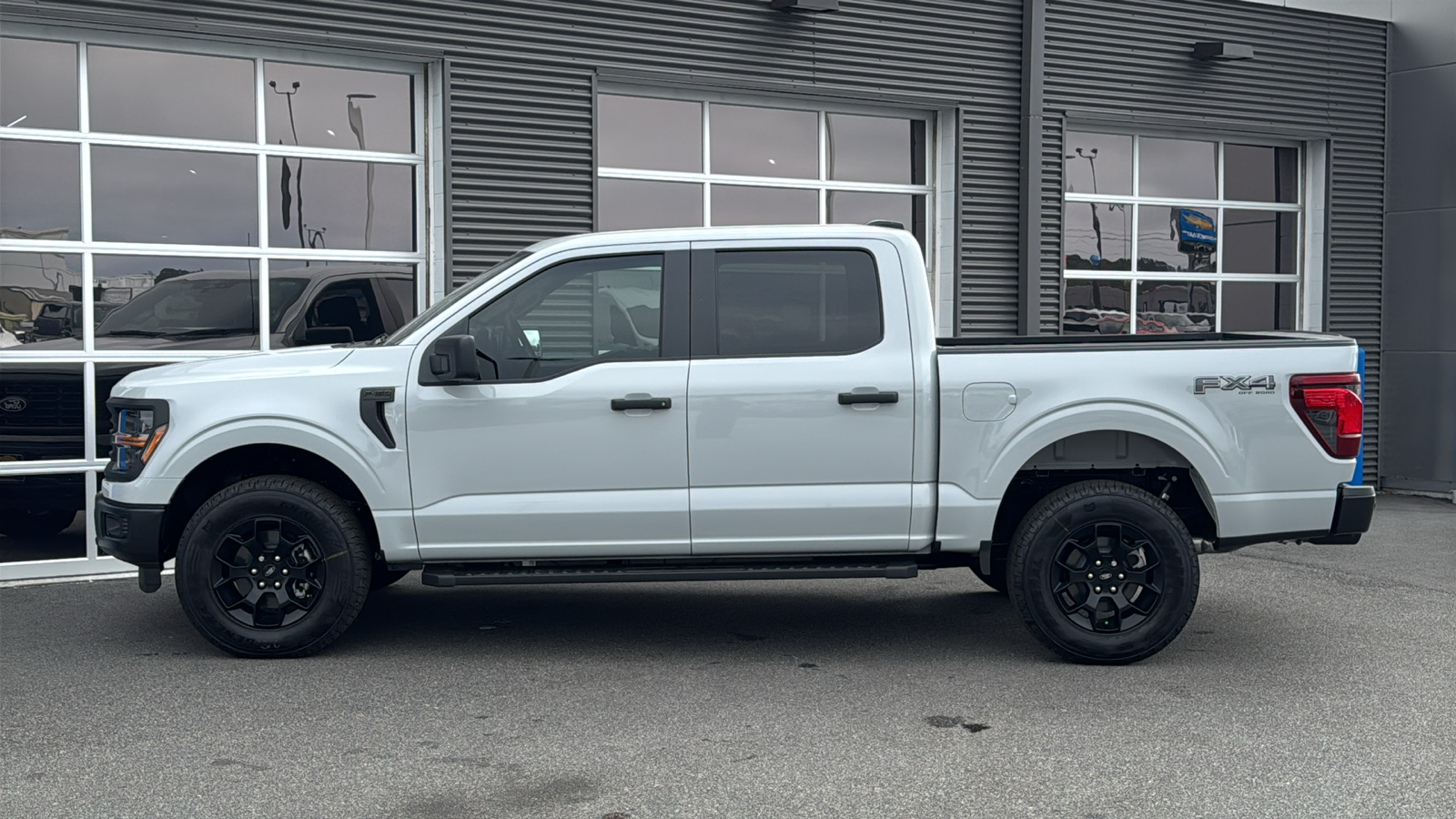 2024 Ford F-150 STX 2