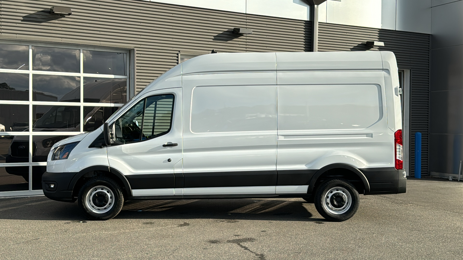 2024 Ford Transit-250 Base 2