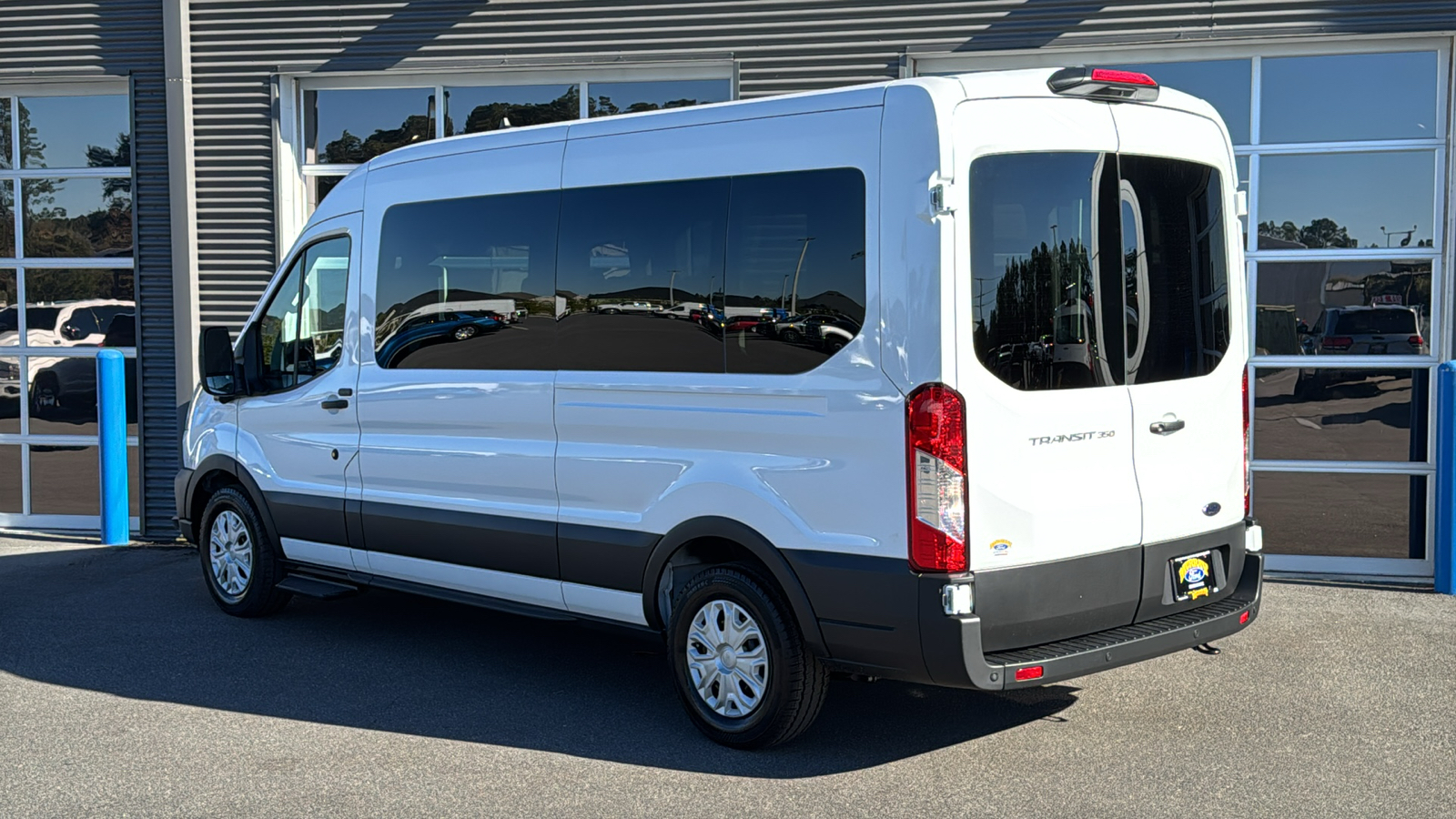 2024 Ford Transit-350 XL 3