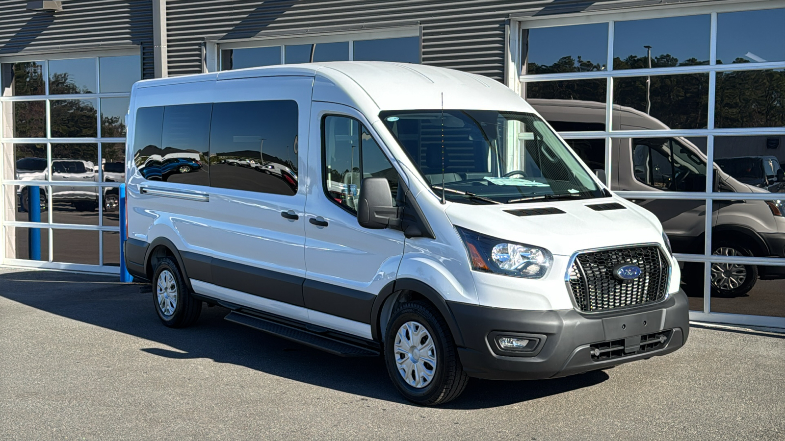 2024 Ford Transit-350 XL 9