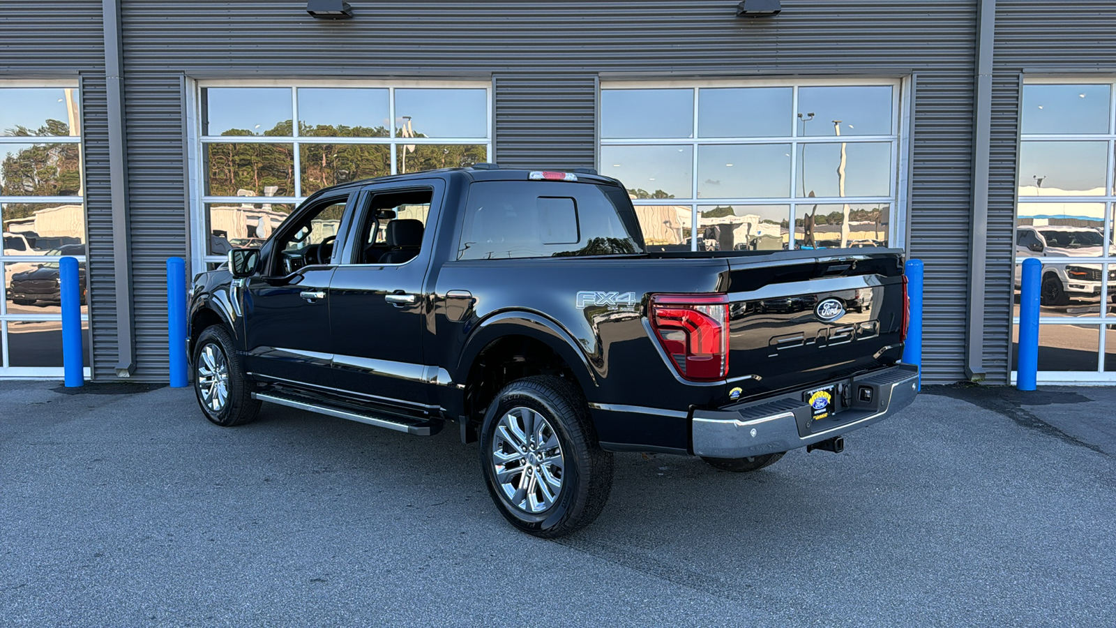 2024 Ford F-150 Lariat 4