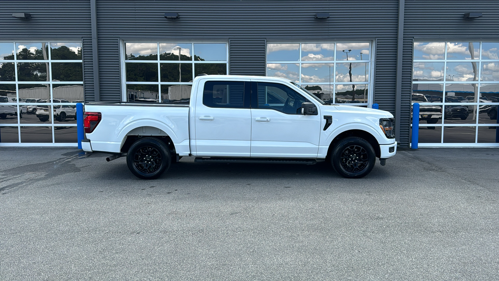 2024 Ford F-150 XLT 8