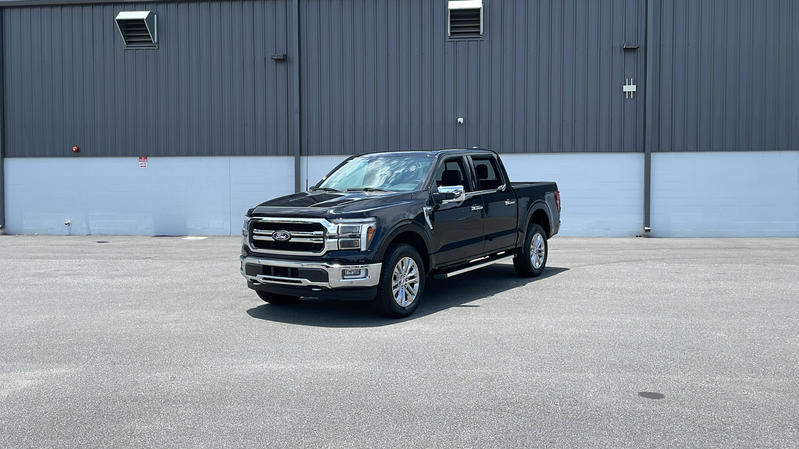 2024 Ford F-150 Lariat 1