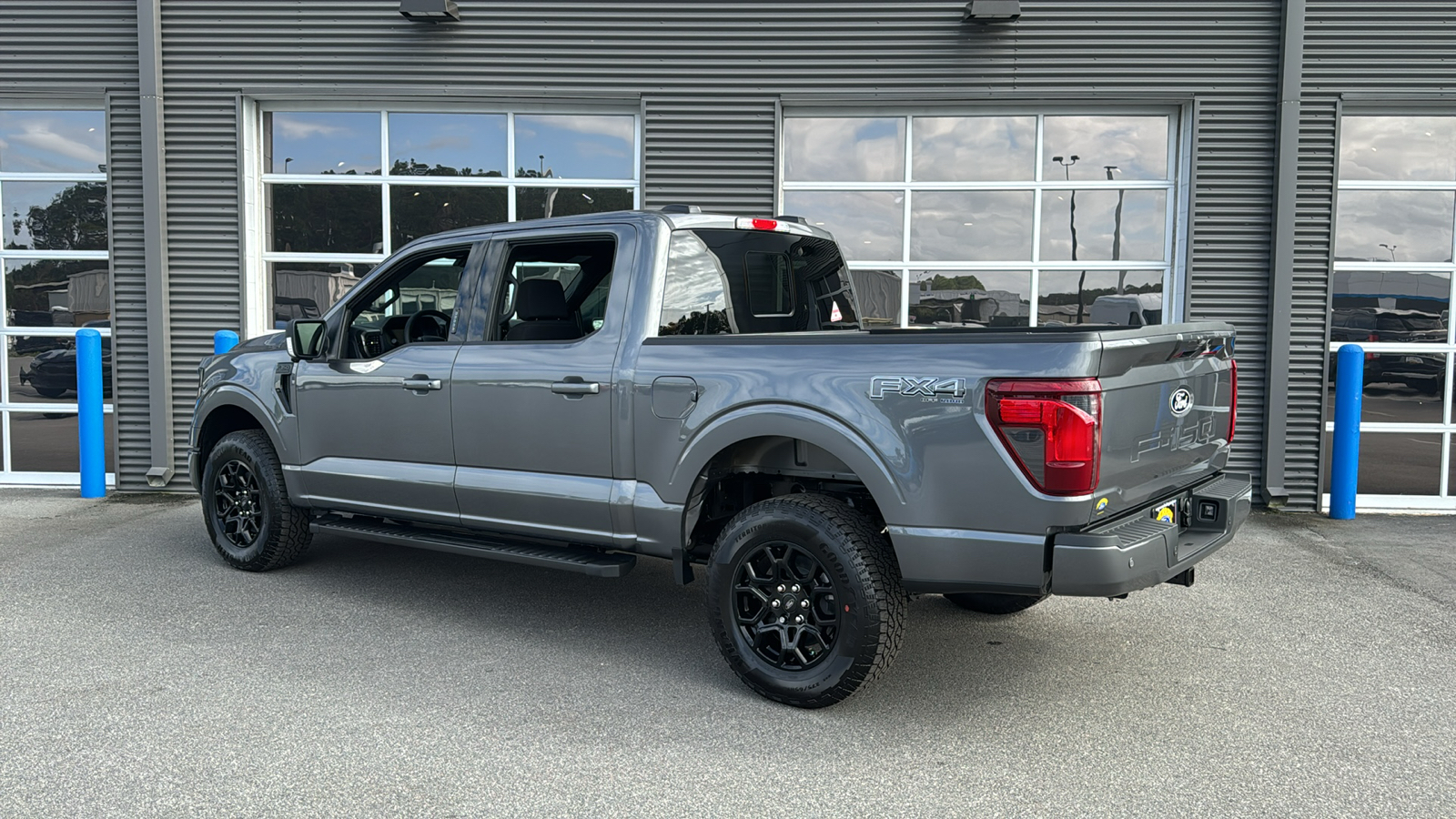 2024 Ford F-150 XLT 3