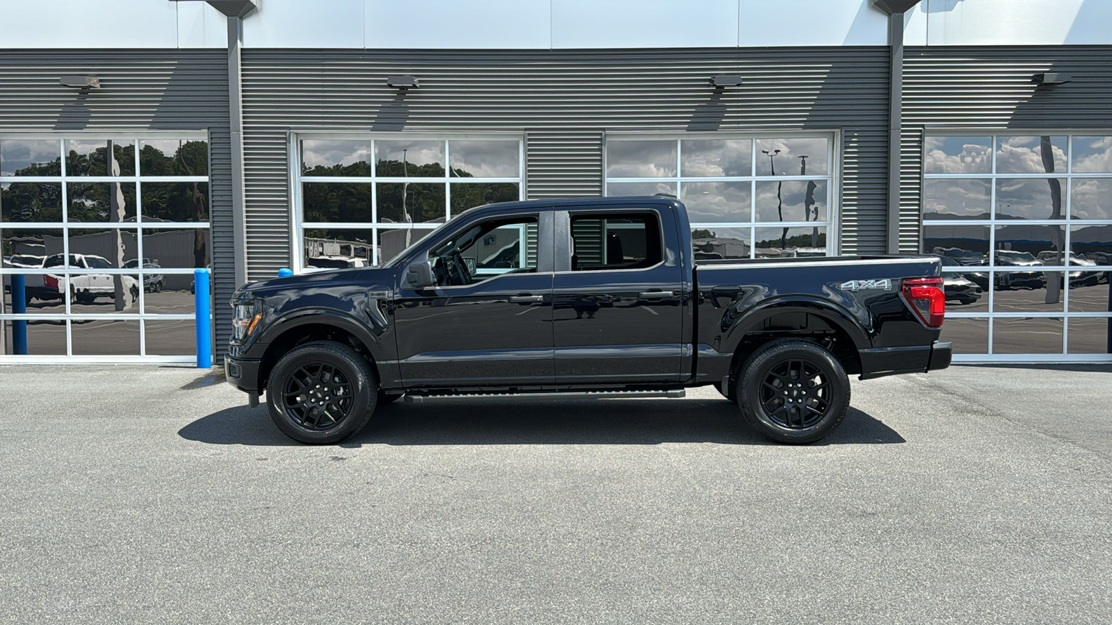 2024 Ford F-150 STX 2