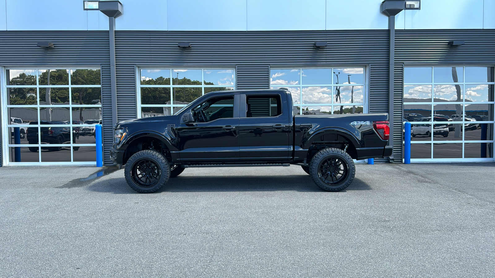 2024 Ford F-150 STX 2