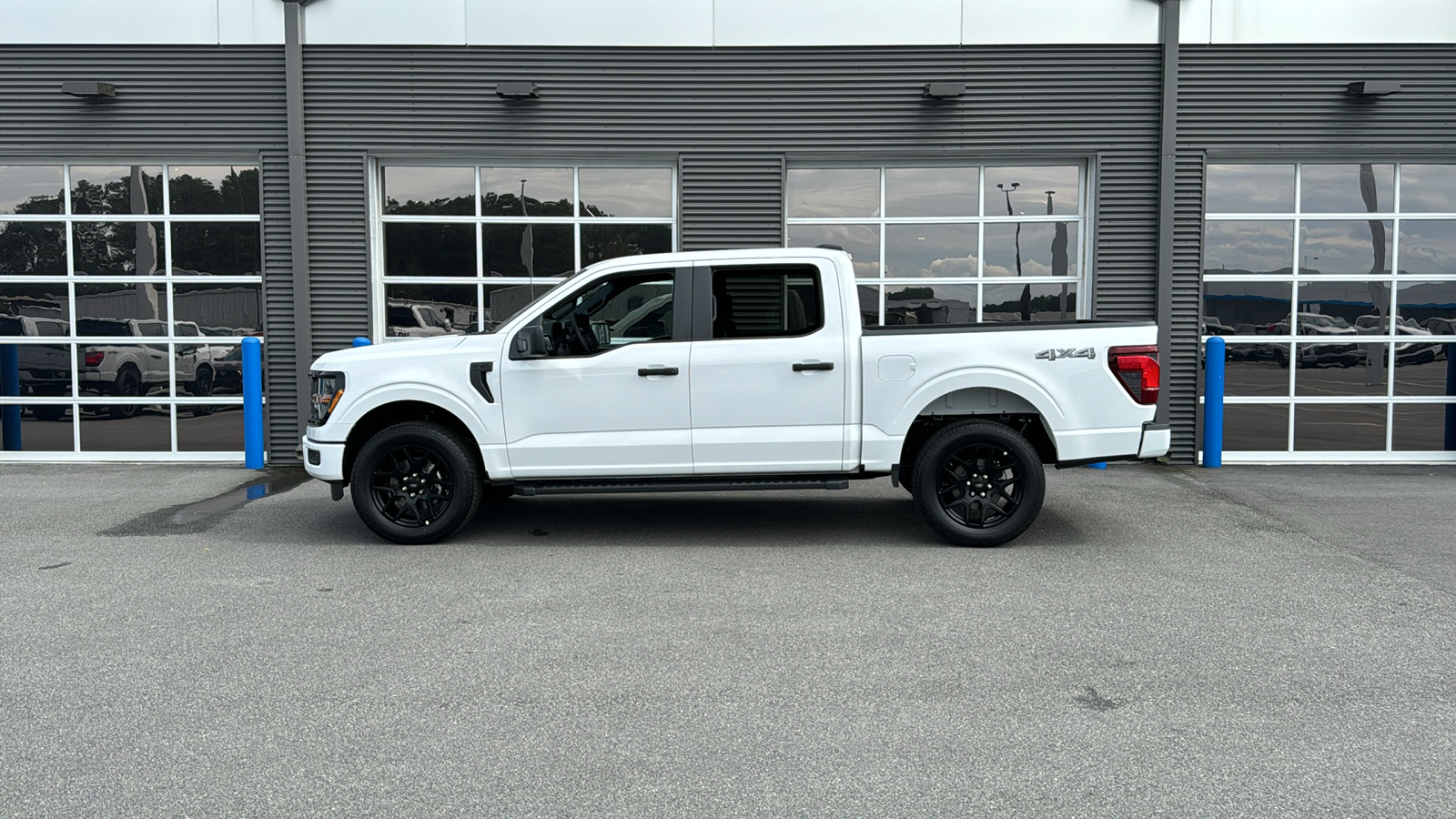 2024 Ford F-150 STX 2