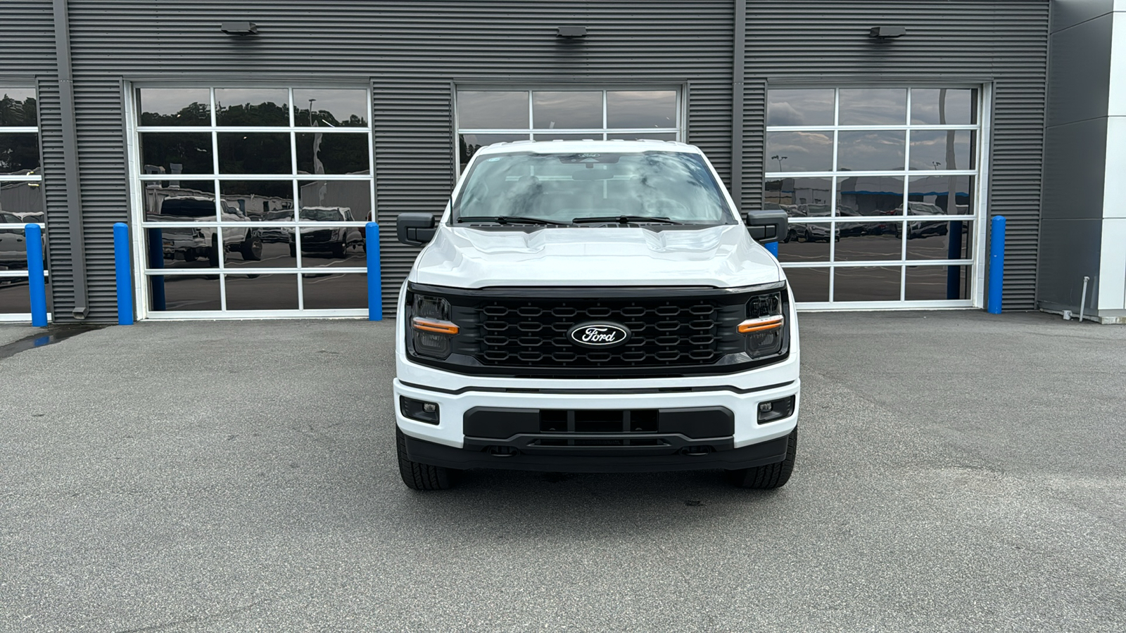 2024 Ford F-150 STX 10