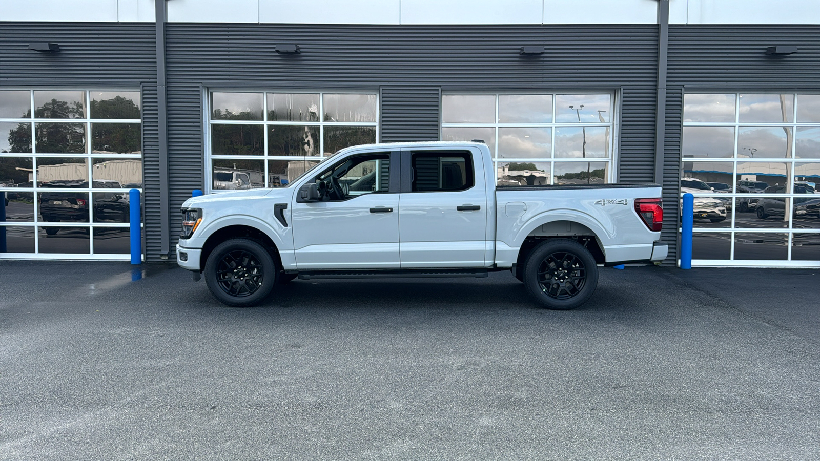 2024 Ford F-150 STX 2