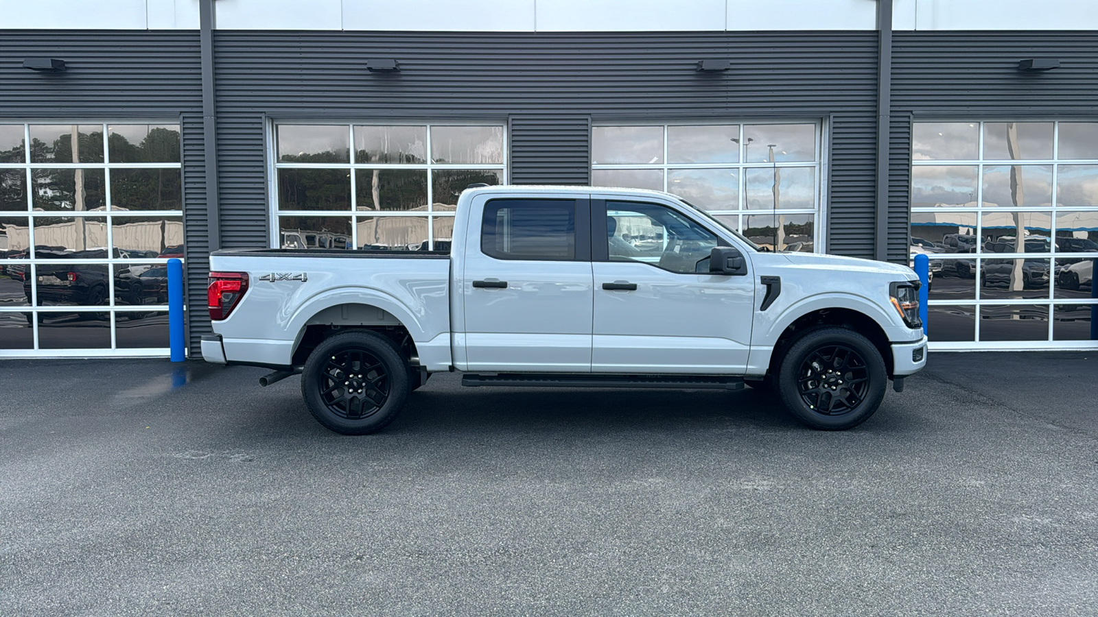 2024 Ford F-150 STX 9