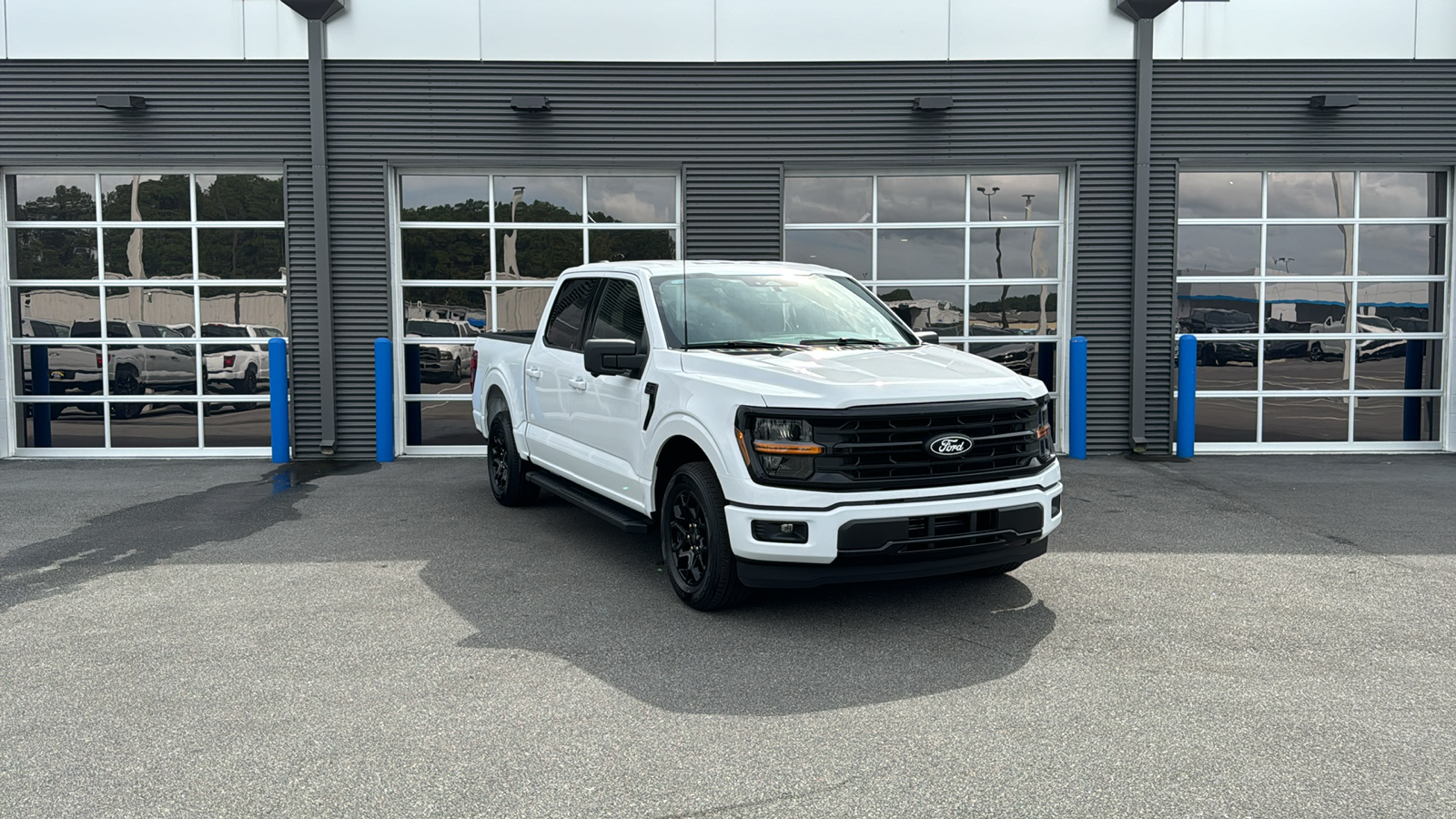 2024 Ford F-150 XLT 10