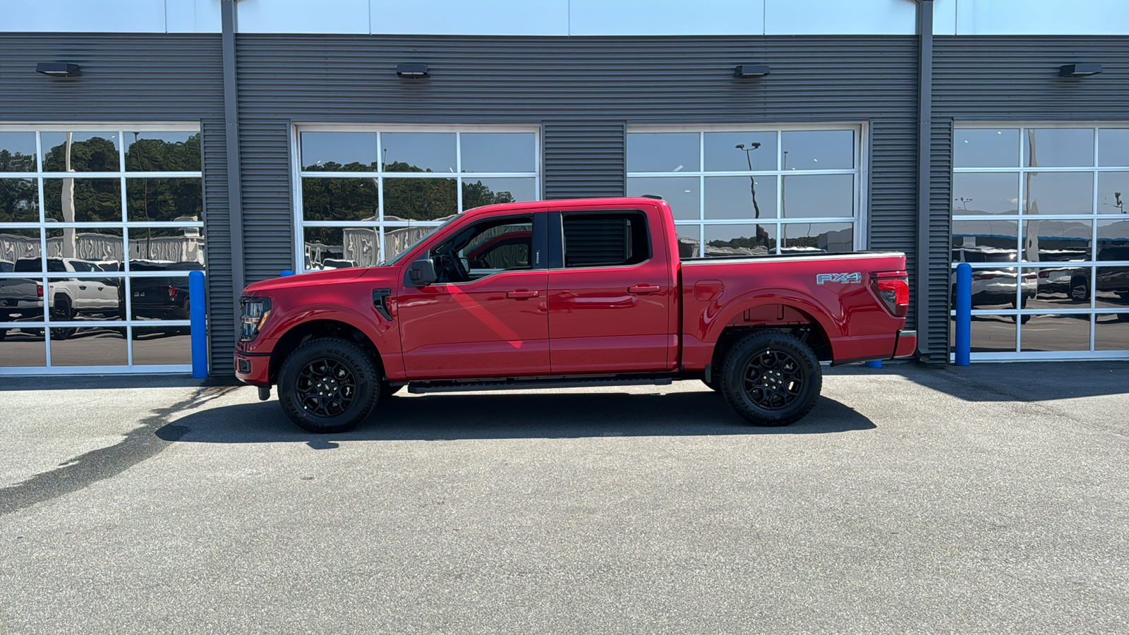 2024 Ford F-150 XLT 2