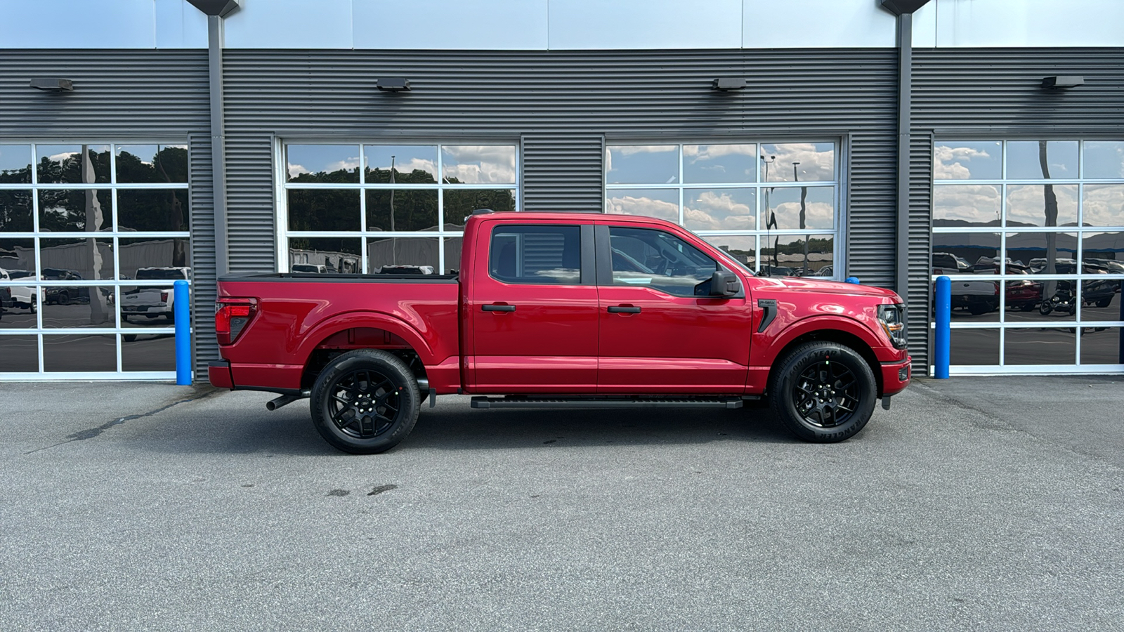 2024 Ford F-150 STX 8