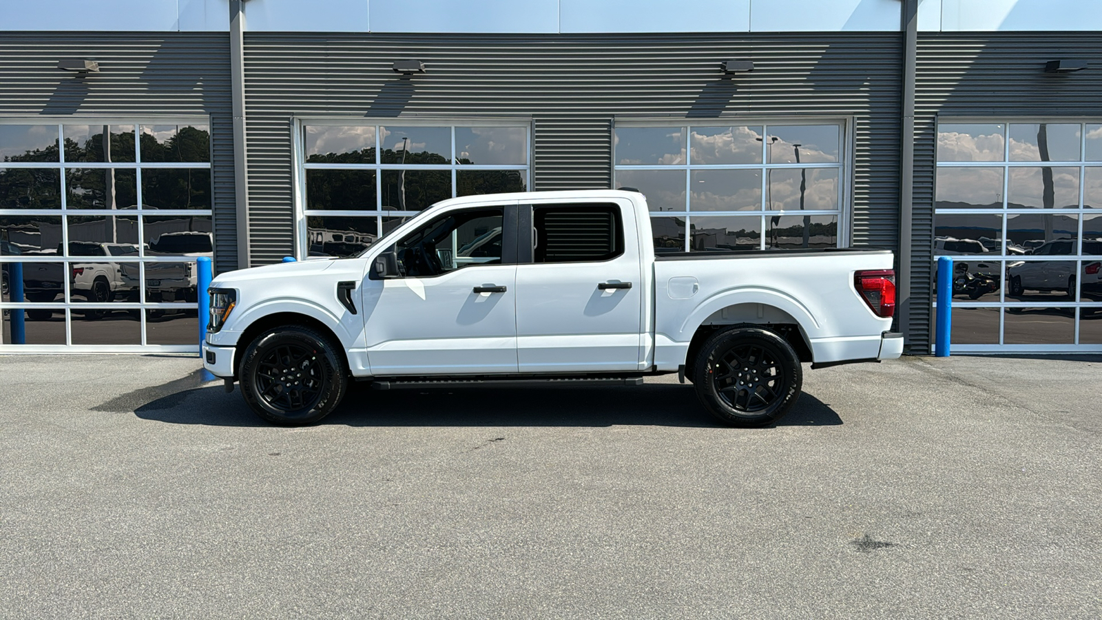 2024 Ford F-150 STX 2