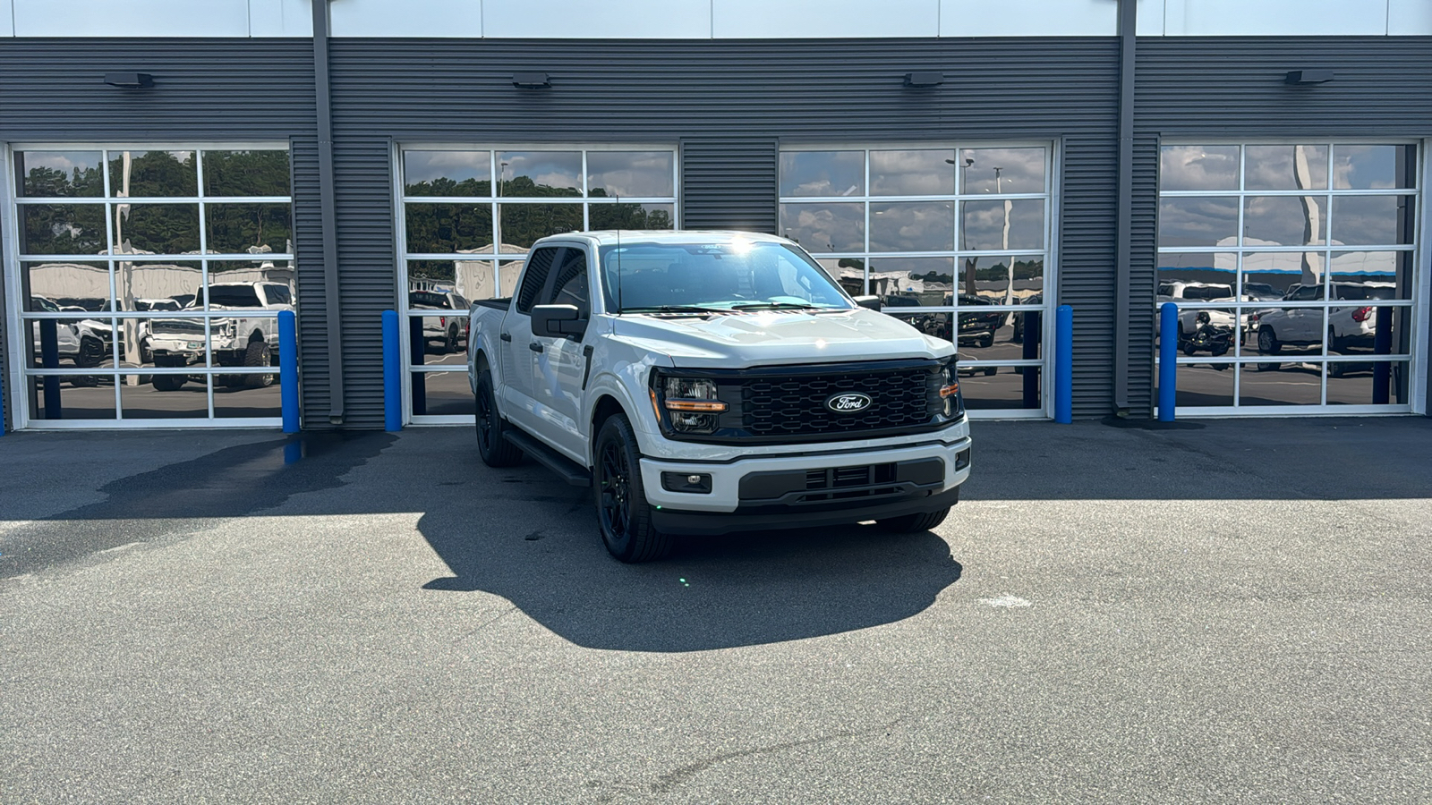 2024 Ford F-150 STX 8