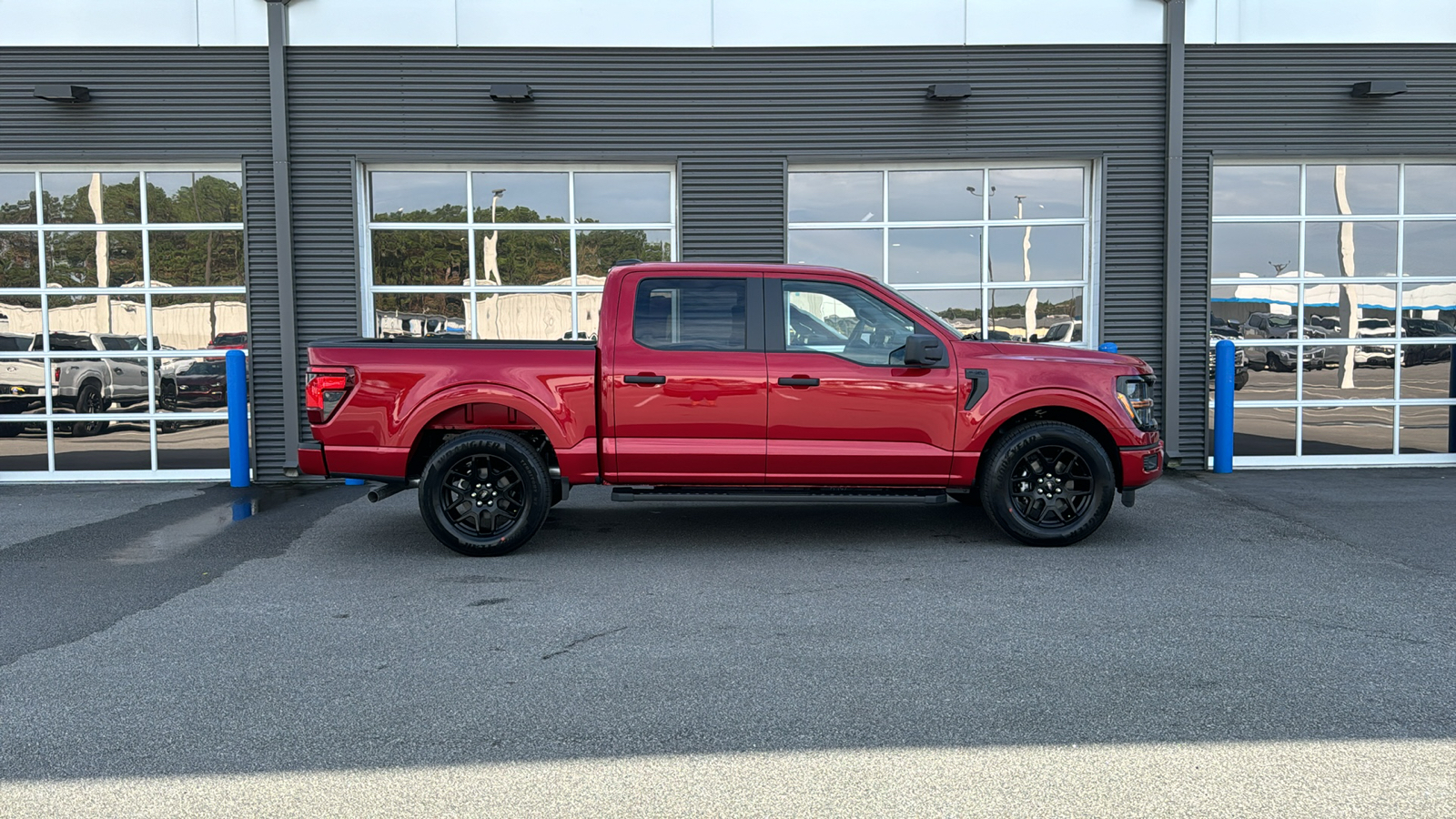 2024 Ford F-150 STX 8