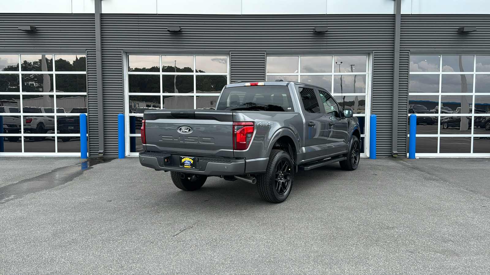 2024 Ford F-150 STX 8