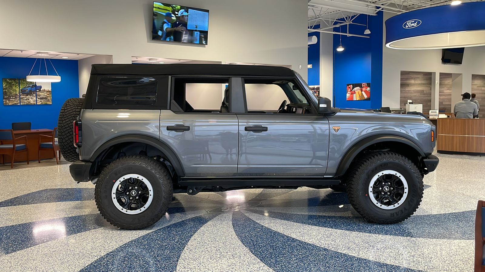 2024 Ford Bronco Badlands 6