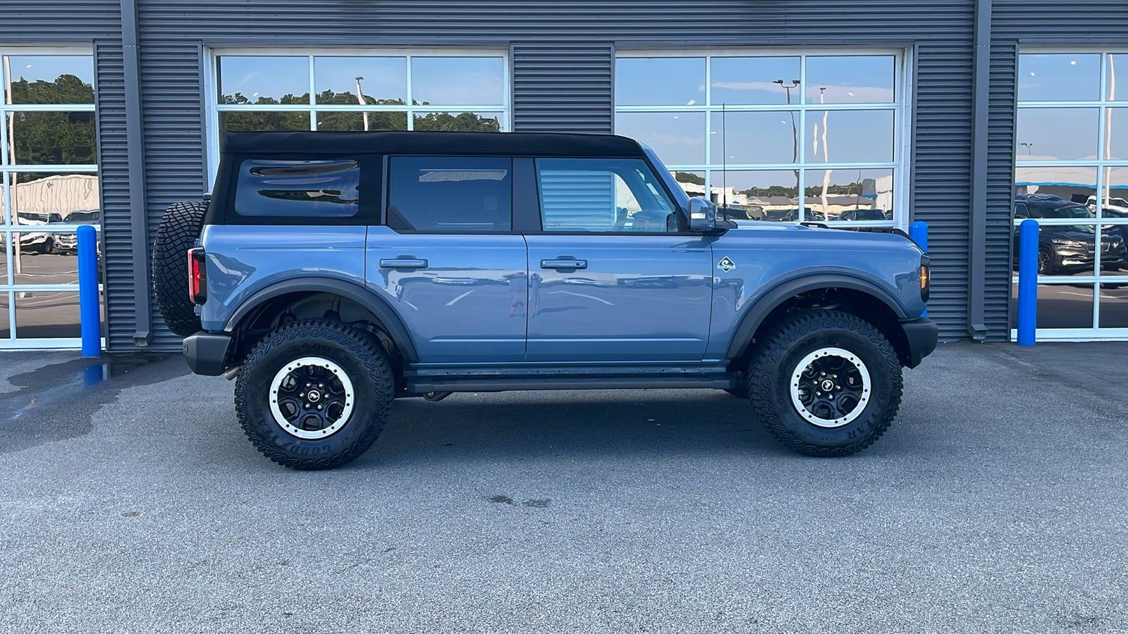 2024 Ford Bronco Outer Banks 7