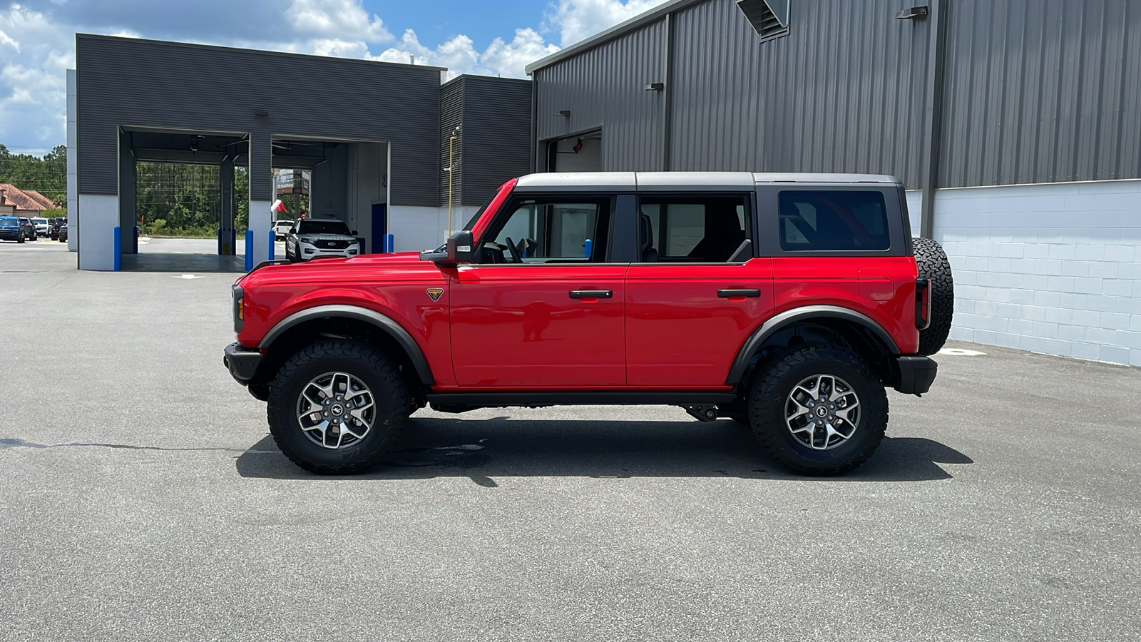 2024 Ford Bronco Badlands 2