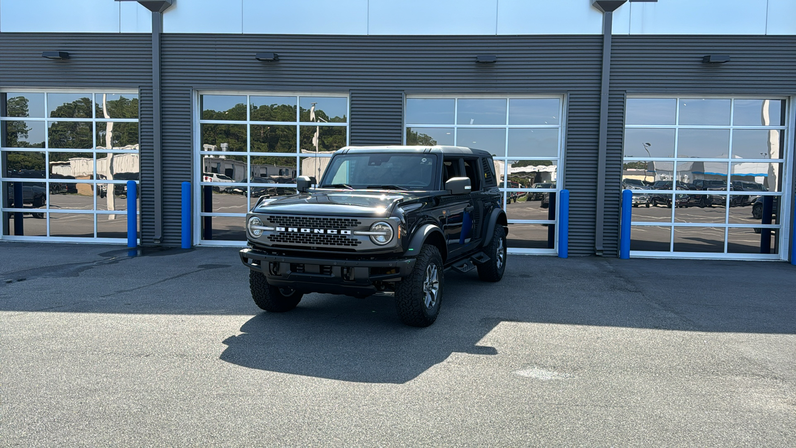 2024 Ford Bronco Badlands 1